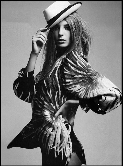 Daria Werbowy Photo (  )   /  - 61