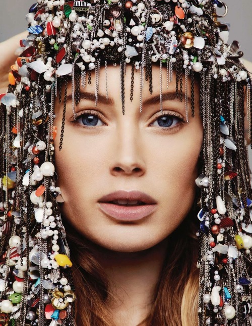 Doutzen Kroes Photo (  )   /  - 71