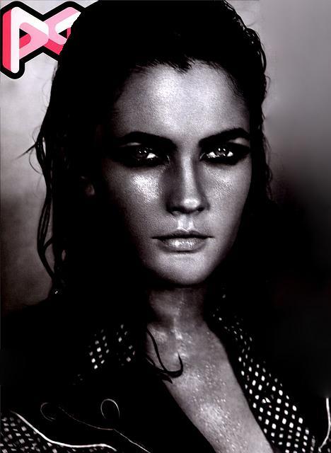 Drew Barrymore ( ) /  - 59