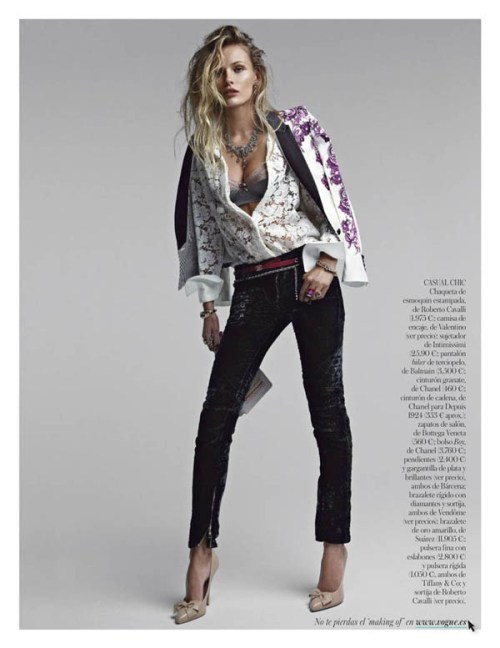 Edita Vilkeviciute Photo  (  )  /  - 112