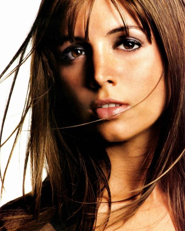 Eliza Dushku Photo (  )    /  - 17