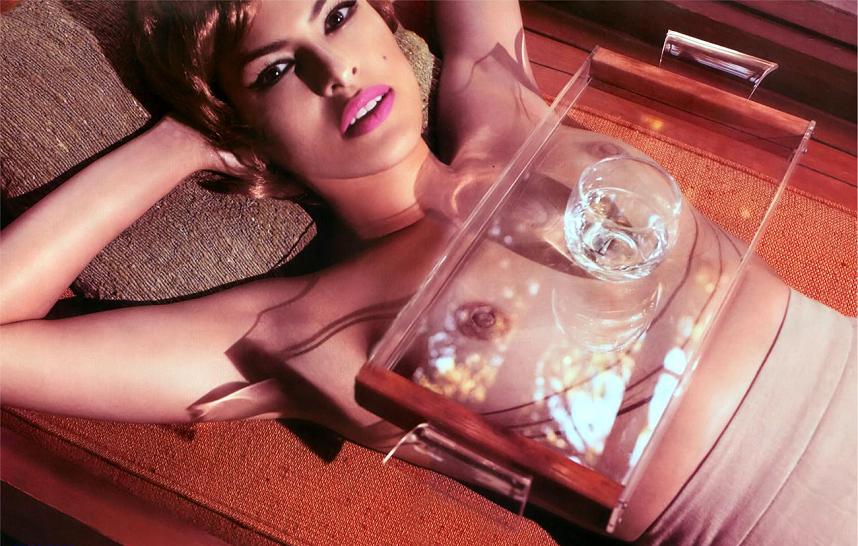Eva Mendes Photo (  )   /  - 120