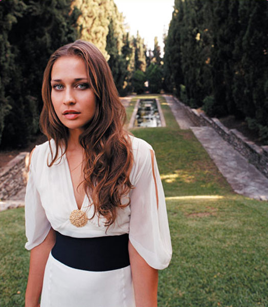 Fiona Apple Photo (  )   /  - 6