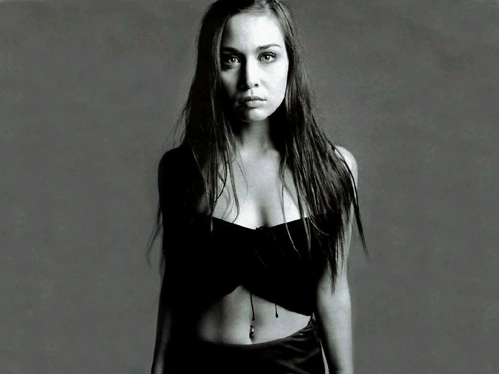 Fiona Apple Photo (  )   /  - 13