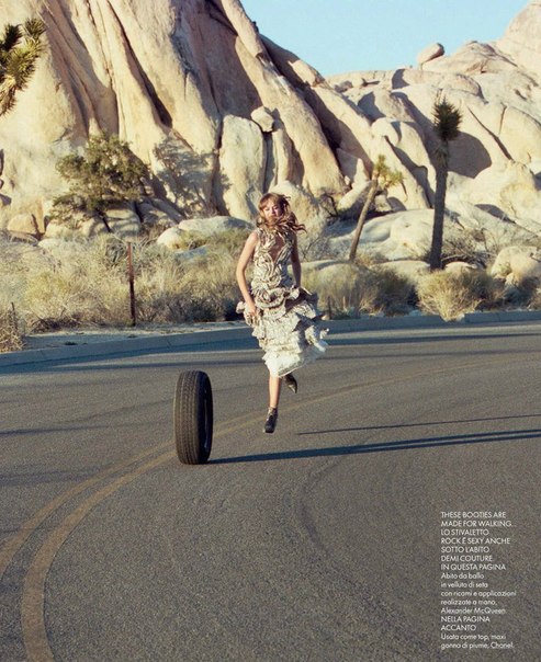 Frida Gustavsson Photo (  )   /  - 25