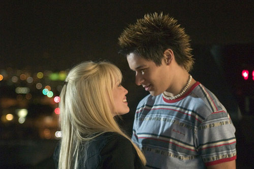 Hilary Duff Photo (  )  ,  /  - 111