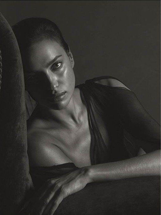   (Irina Shayk)  - ,    /  - 88