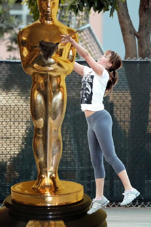   (Jennifer Lawrence)  -   /  - 60