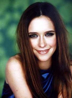 Jennifer Love Hewitt Photo (   )     /  - 34