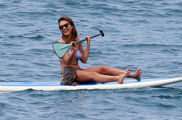 Jessica Alba Photo (  )   /  - 103