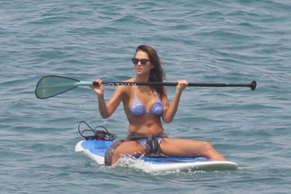 Jessica Alba Photo (  )   /  - 104