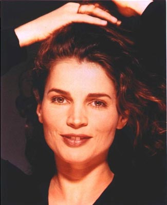 Julia Ormond Photo (  )   /  - 12