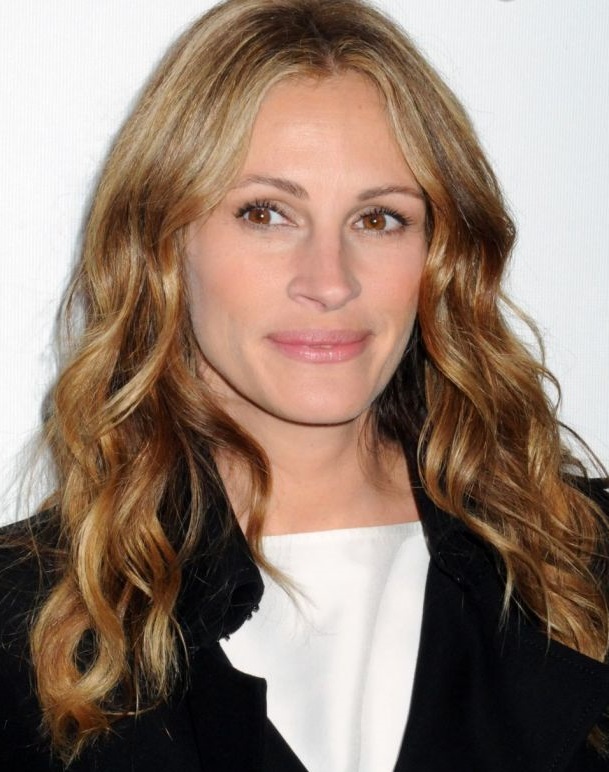 Julia Roberts Photo (  )   /  - 48