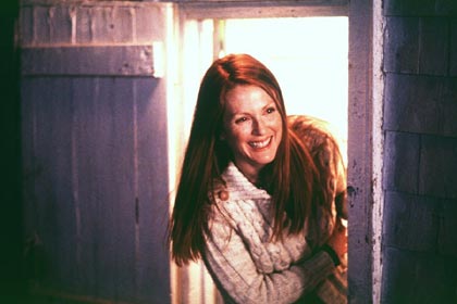 Julianne Moore Photo (  )   /  - 19