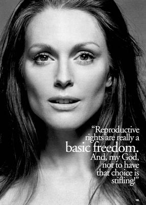 Julianne Moore Photo (  )   /  - 32