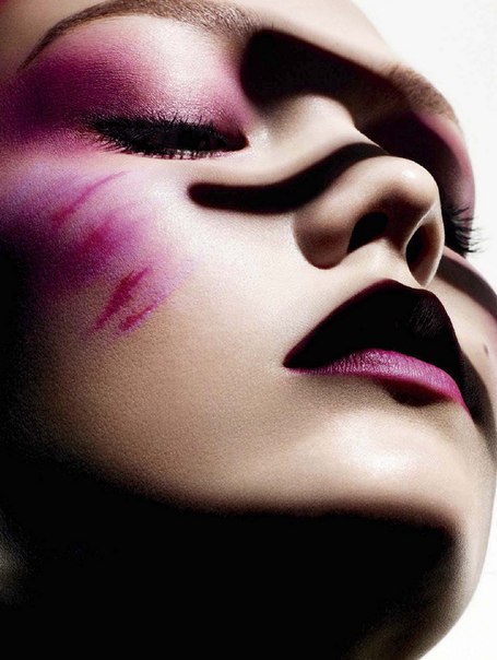 Karlie Kloss Photo (  )  /  - 74