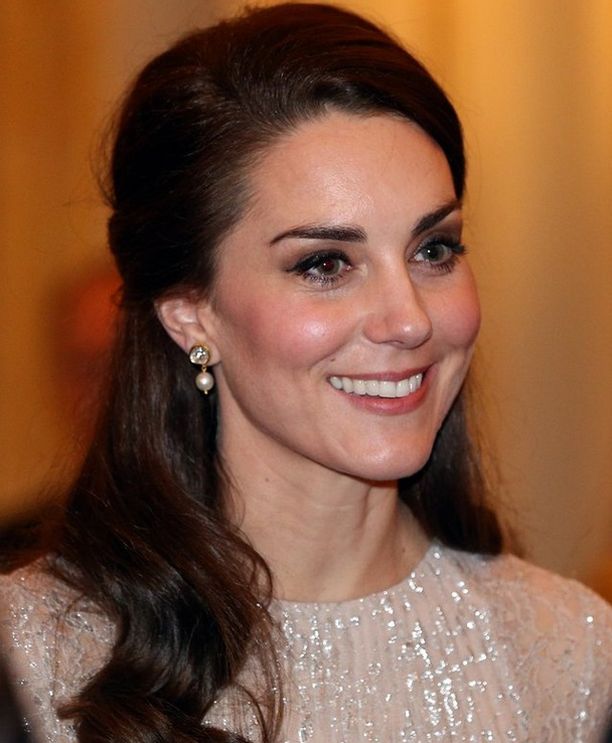 Kate Middleton Photo (  )     /  - 10