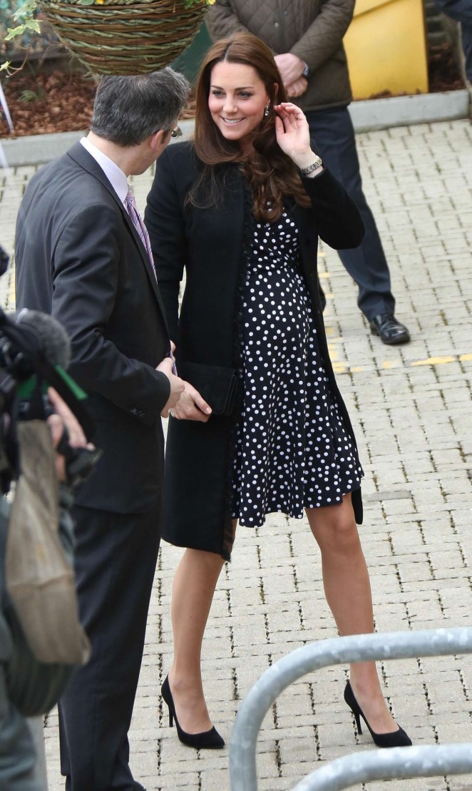 Kate Middleton Photo (  )     /  - 49