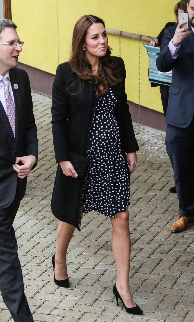 Kate Middleton Photo (  )     /  - 50