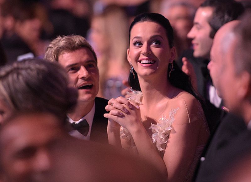 Katy Perry Photo (  )   /  - 32