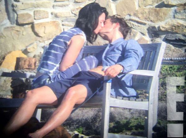 Katy Perry Photo (  )   /  - 46
