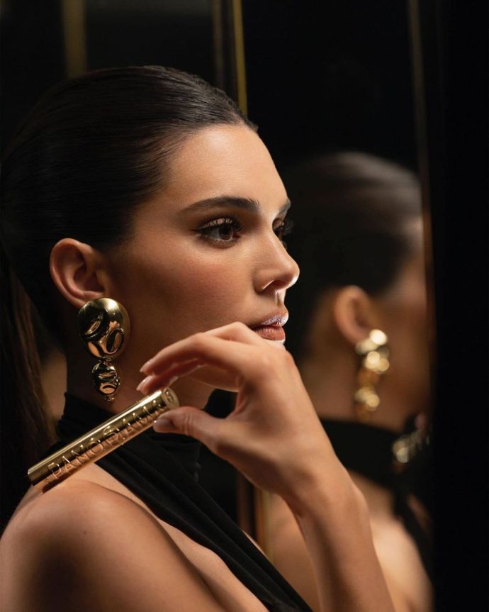 Kendall Jenner Photo (  ) ,   ,   /  - 16