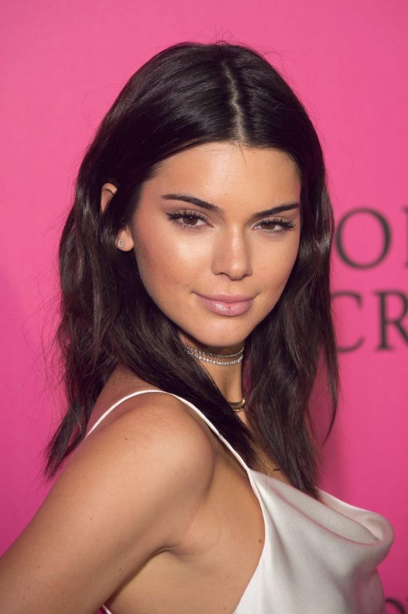 Kendall Jenner Photo (  ) ,   ,   /  - 131