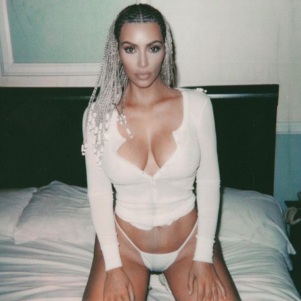   (Kimberly Noel Kardashian/Kim Kardashian)  - , ,  - /  - 89