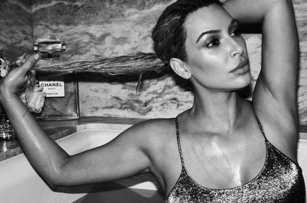  (Kimberly Noel Kardashian/Kim Kardashian)  - , ,  - /  - 105