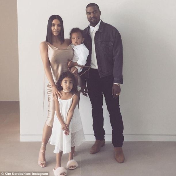   (Kimberly Noel Kardashian/Kim Kardashian)  - , ,  - /  - 173