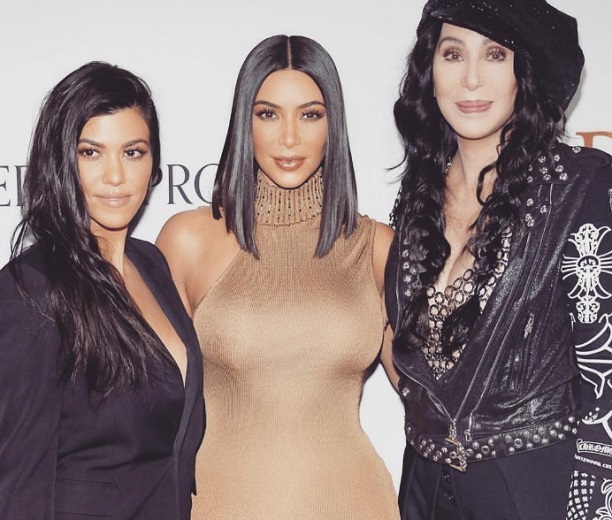   (Kimberly Noel Kardashian/Kim Kardashian)  - , ,  - /  - 185