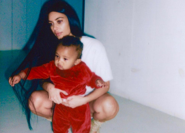   (Kimberly Noel Kardashian/Kim Kardashian)  - , ,  - /  - 214