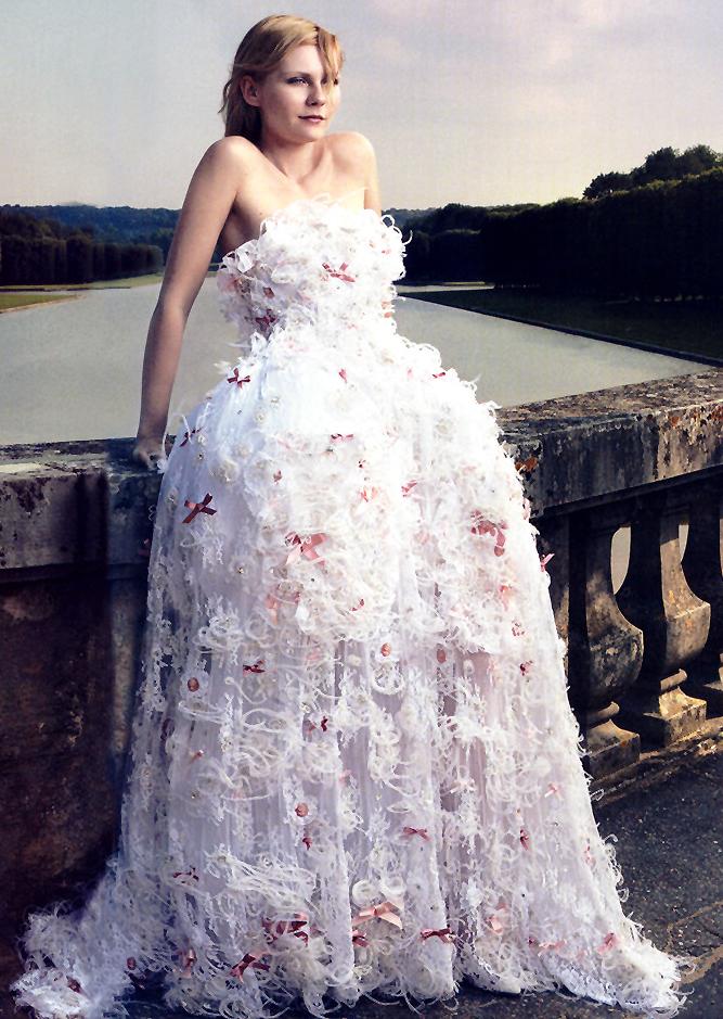 Kirsten Dunst Photo (  )   /  - 87