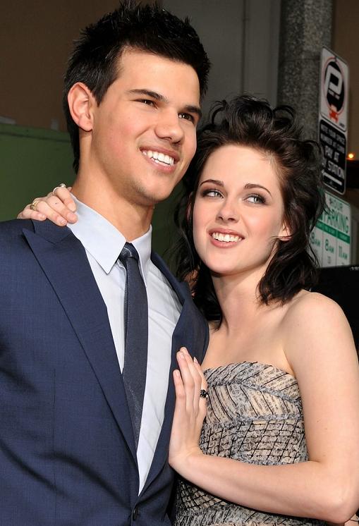   (Kristen Stewart)  -  /  - 98