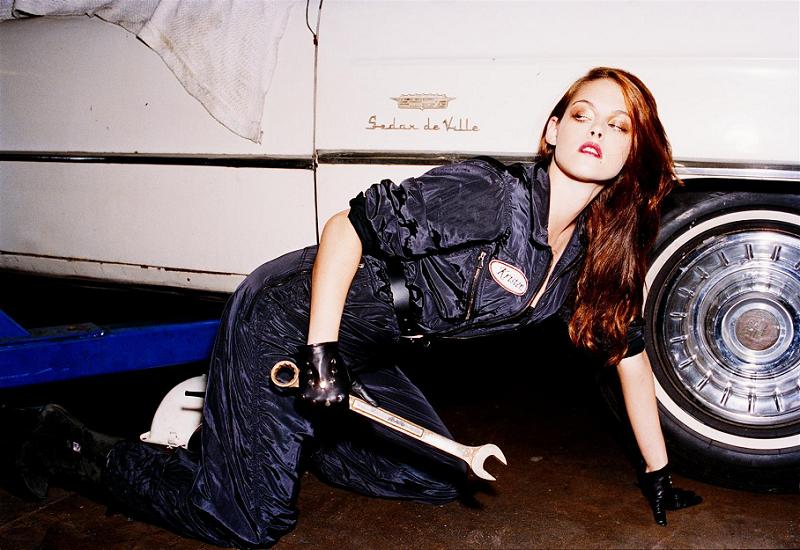   (Kristen Stewart)  -  /  - 110