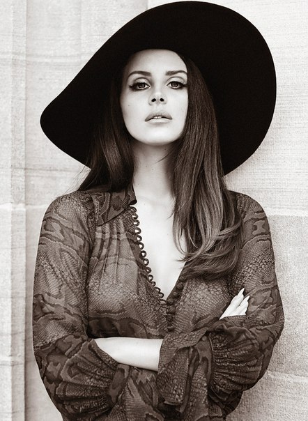 Lana Del Rey Photo (   )  , - /  - 6