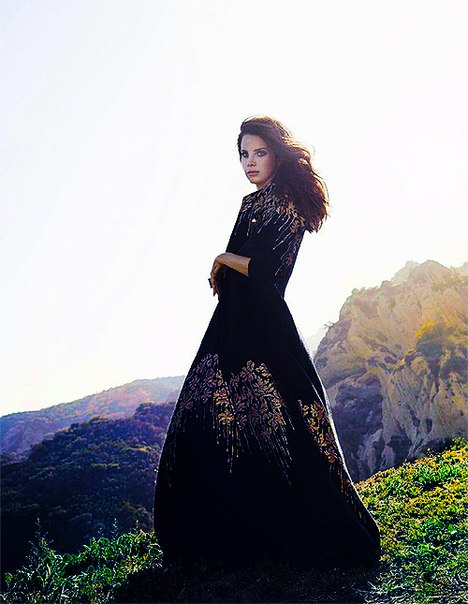 Lana Del Rey Photo (   )  , - /  - 20