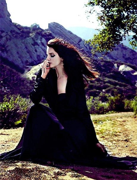 Lana Del Rey Photo (   )  , - /  - 21