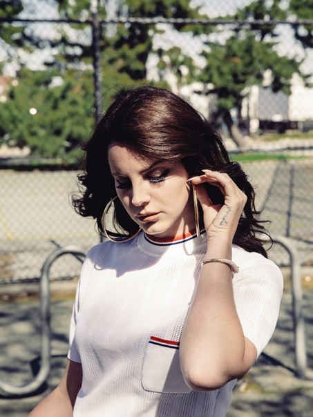 Lana Del Rey Photo (   )  , - /  - 34