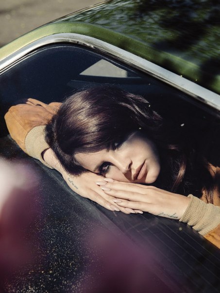 Lana Del Rey Photo (   )  , - /  - 36