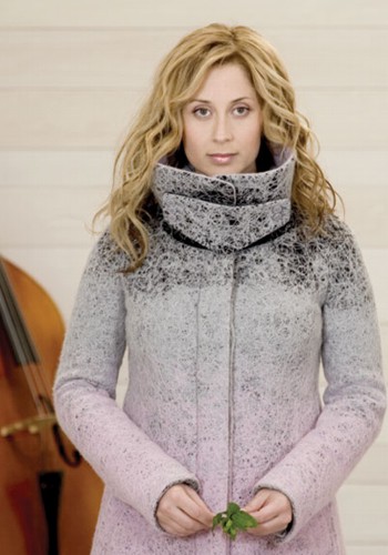 Lara Fabian Photo (  )    /  - 12