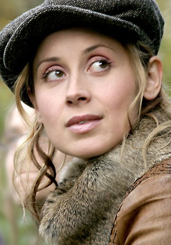 Lara Fabian Photo (  )    /  - 14