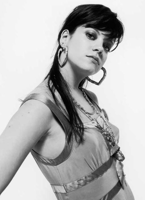 Lily Allen Photo (  )   /  - 33