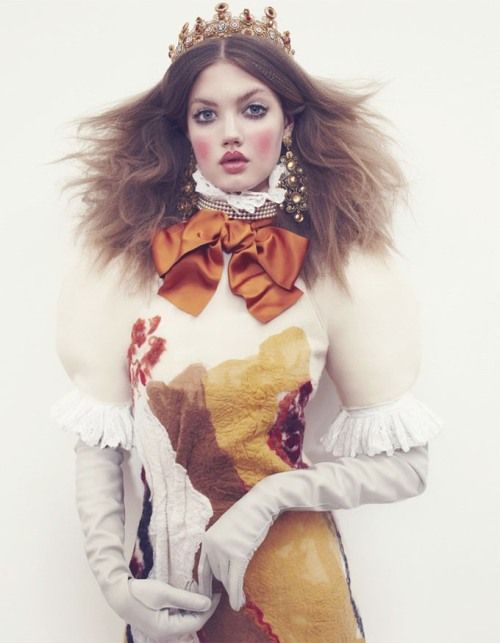 Lindsey Wixson Photo (  )    /  - 23