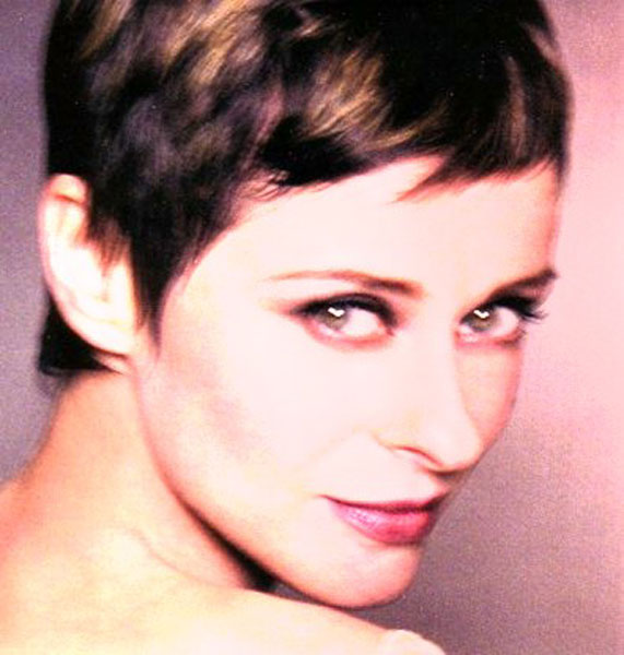 Lisa Stansfield Photo (  )   /  - 15