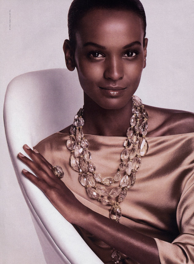 Liya Kebede Photo (  )    /  - 19