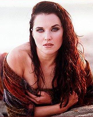 Lucy Lawless Photo (  )   /  - 16