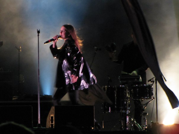 Lykke Li Photo (  )   /  - 20