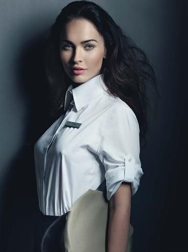 Megan Fox Photo (  )    /  - 118