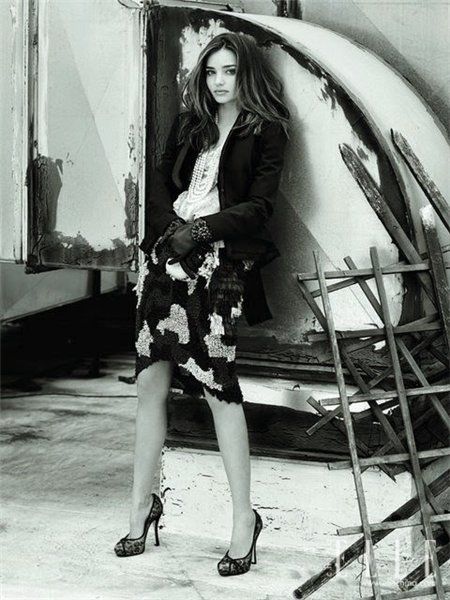 Miranda Kerr Photo (  )   /  - 201
